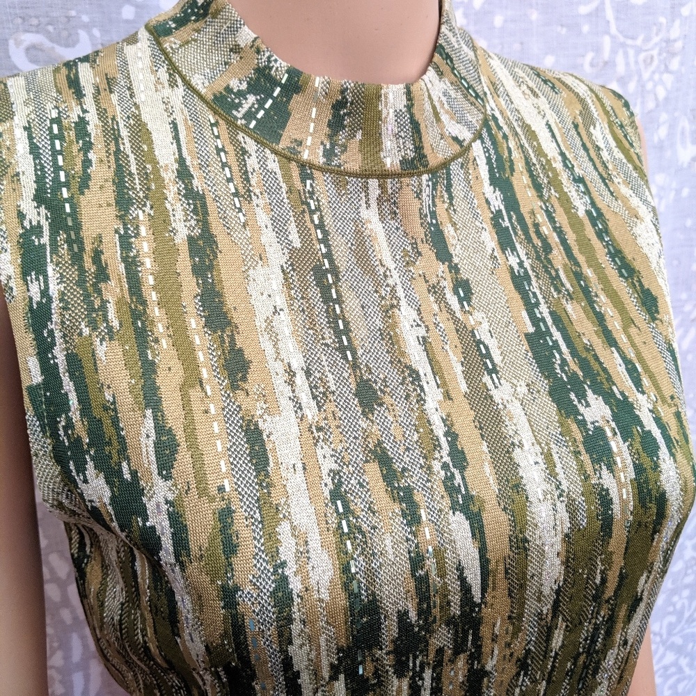 ST. JOHN | Green Mock Neck Collar Blouse - Picture 4 of 7